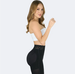 Cargar imagen en el visor de la galería, (Preorder) BBL Faja Shorts
